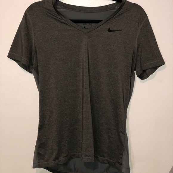 Women’s Nike DriFit - Picture 1 of 4